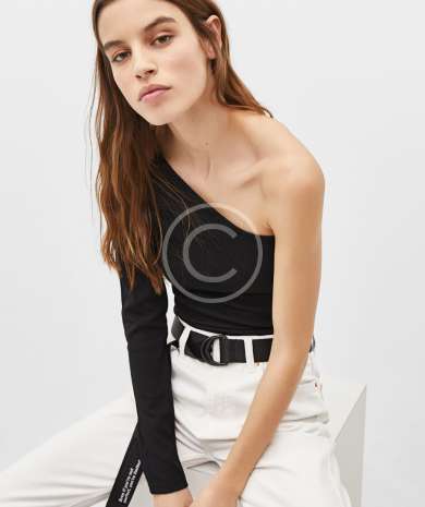 One shoulder long sleeve plain top